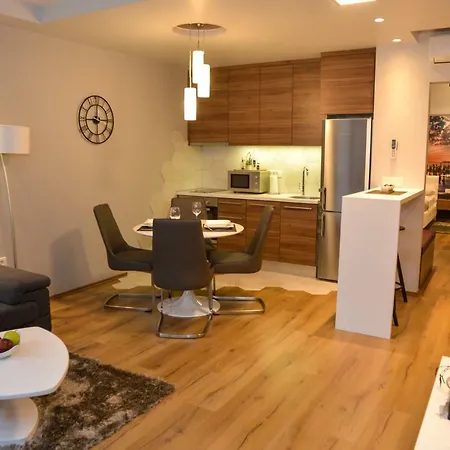 بيت ضيافة Crisogono