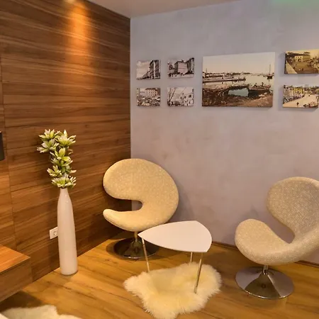 Crisogono Guest house
